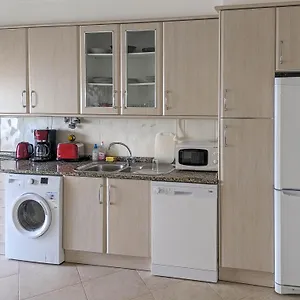 Two Bedroom - 110m2, Ac, Terrace, Wi-fi Lagos